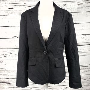 New York & Company Blazer Size 6 NWT